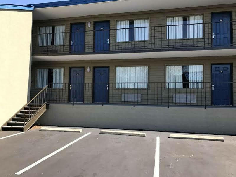 Red Roof Inn Dothan Exterior photo