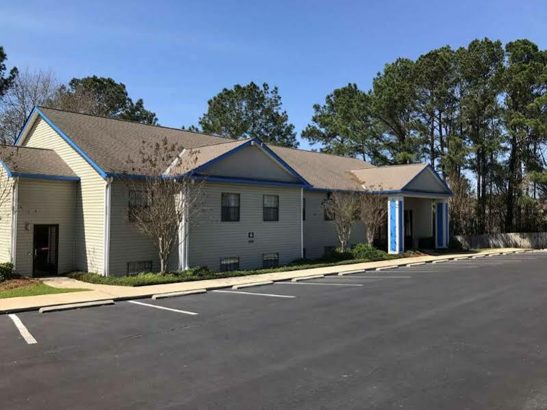 Red Roof Inn Dothan Exterior photo